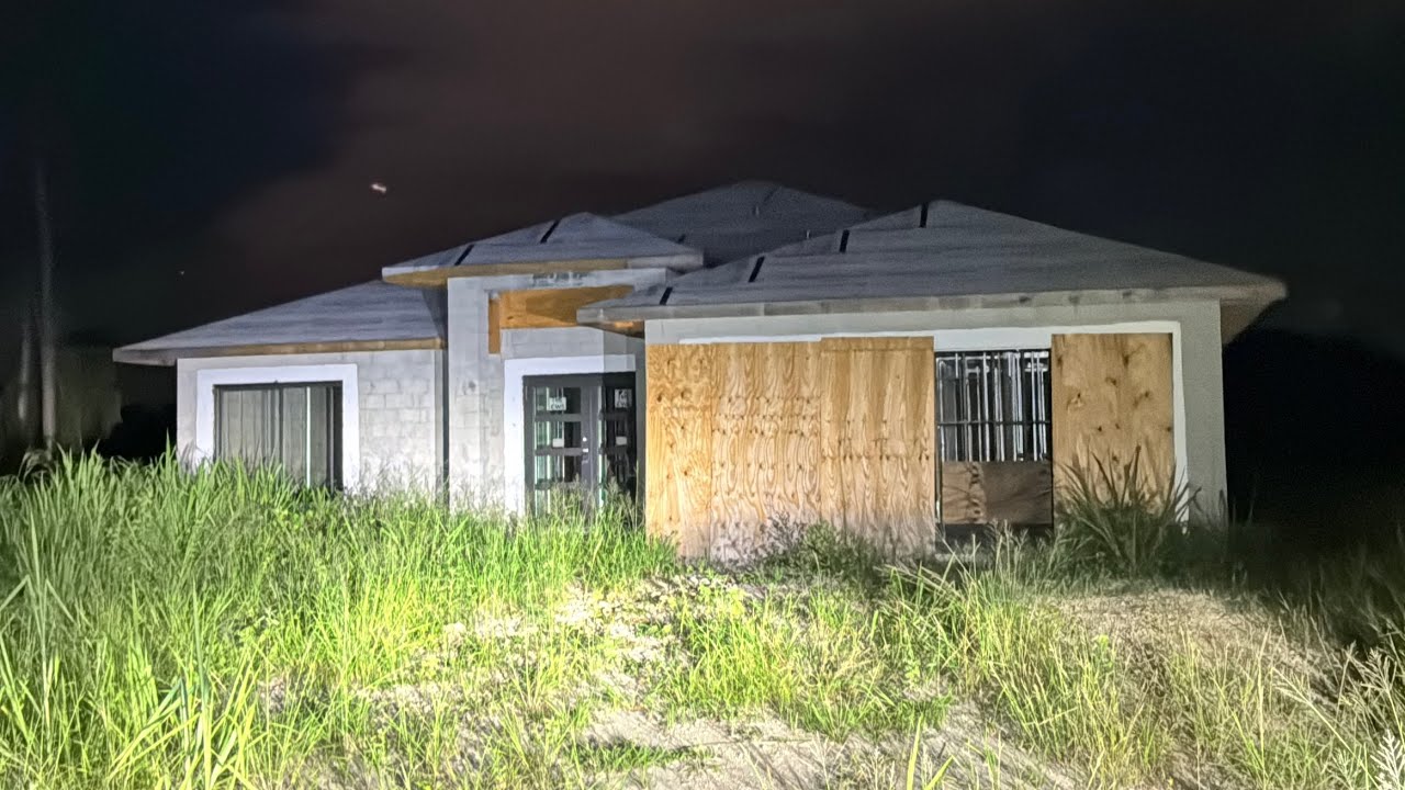 Creepy And Abandoned! “The Boondocks” Of Lehigh Acres At Night! 