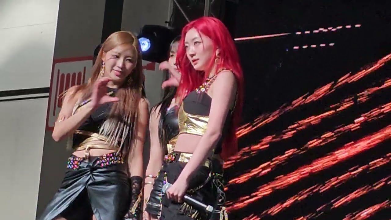 Finger Flick and NUGUDOM Craxy stage Day 2 Kcon LA 2023