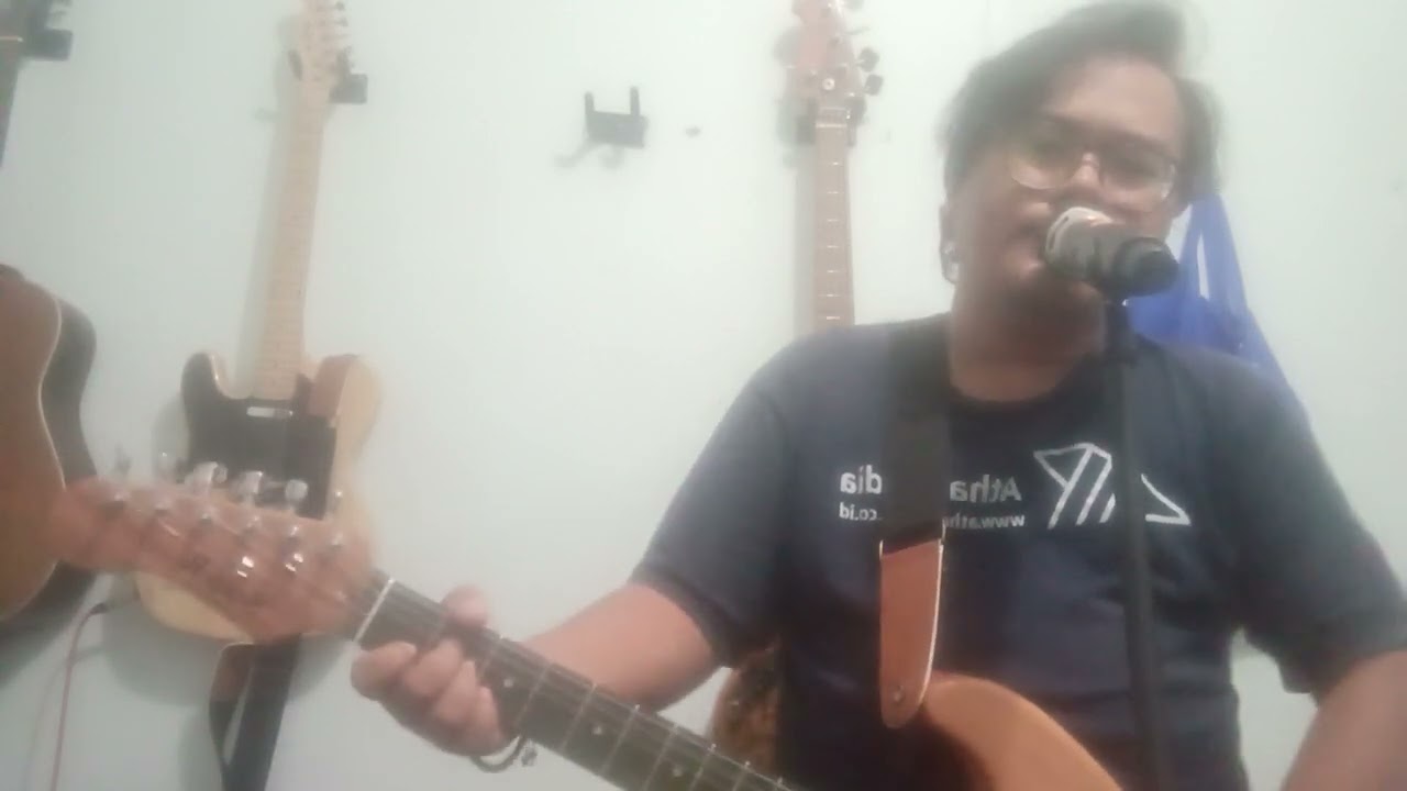 ADU DOMBA (Studio Live) 
