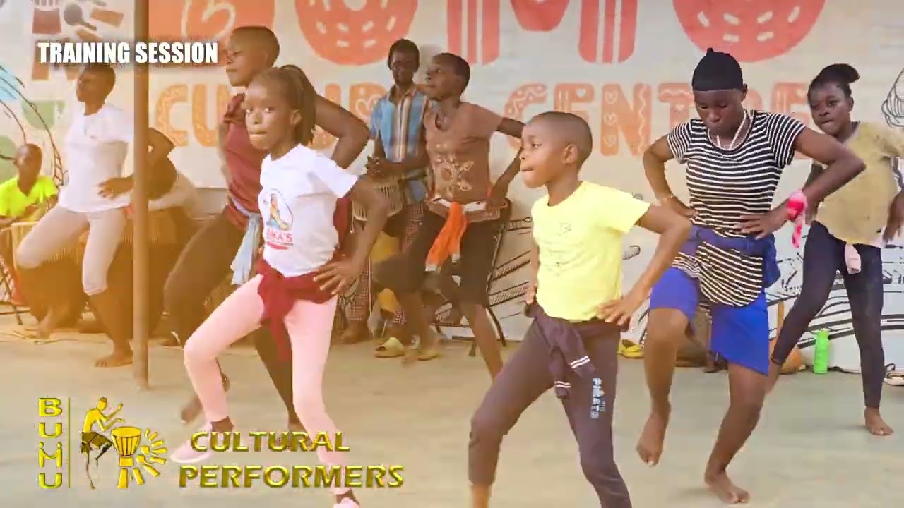 Runyege Ntogoro a cultural dance from bunyoro in western Uganda