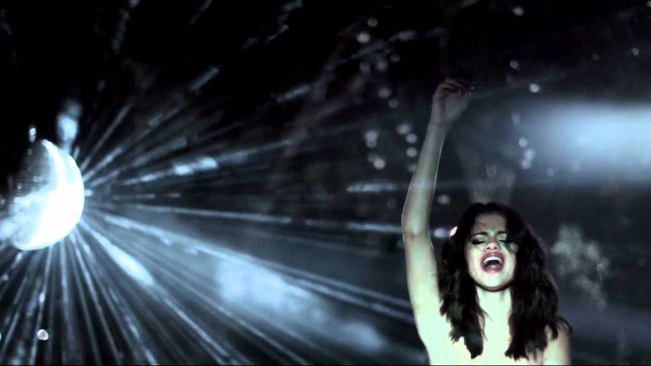 Selena Gomez & The Scene - Hit The Lights-REV.MP4