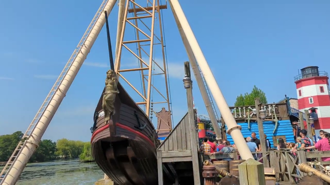 The Bounty Pirate Ship Ride At Drayton Manor