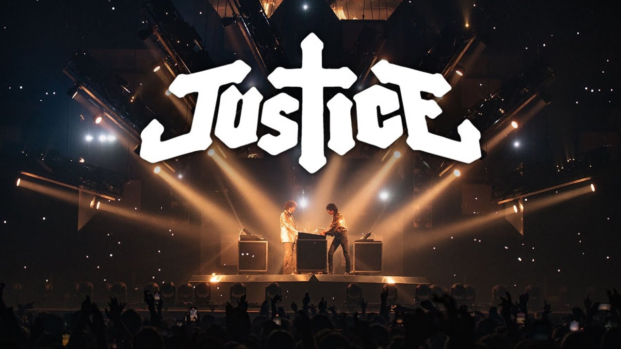 L'HISTOIRE de JUSTICE : le duo fran&ccedil;ais qui bouleverse la musique &eacute;lectronique.