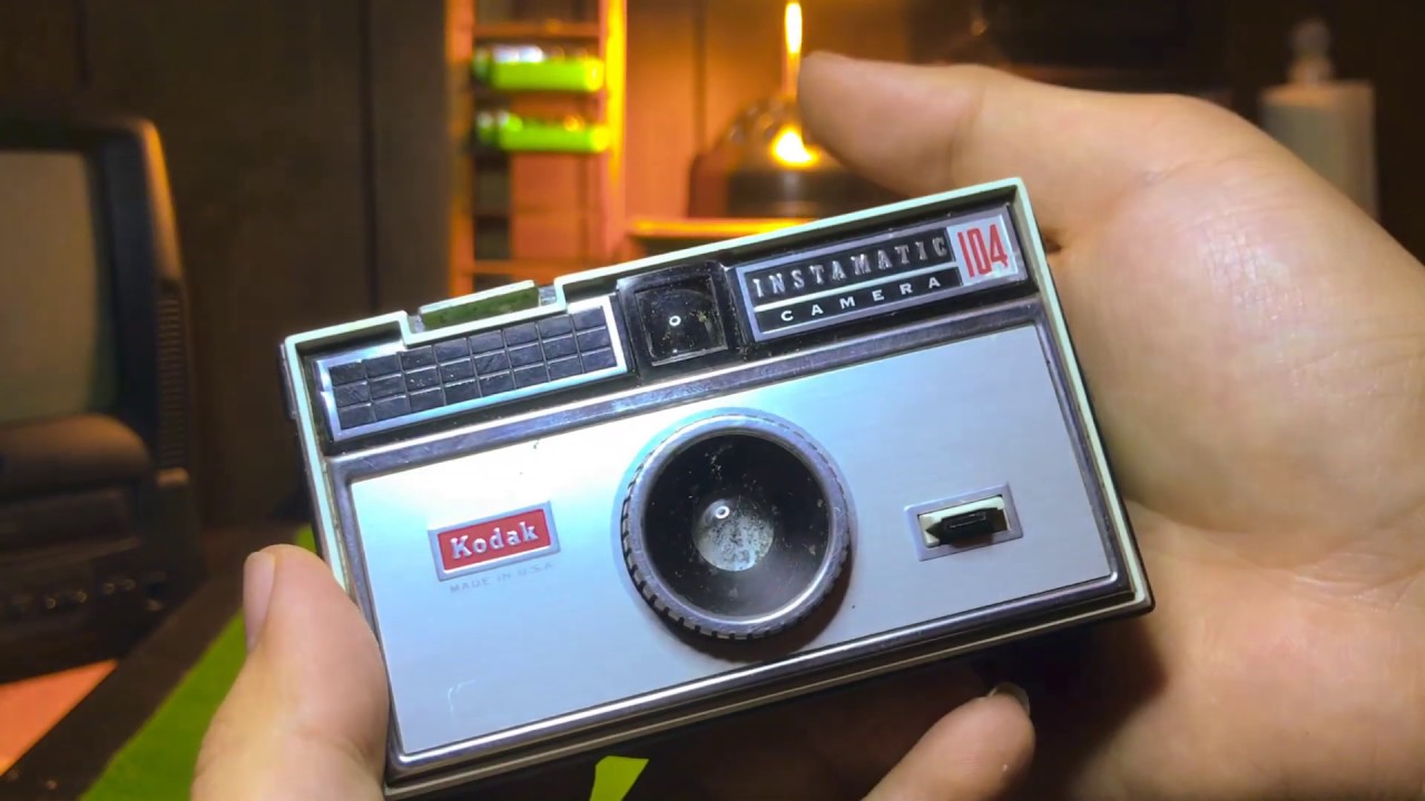 Vintage Kodak Instamatic 104 Camera Review.
