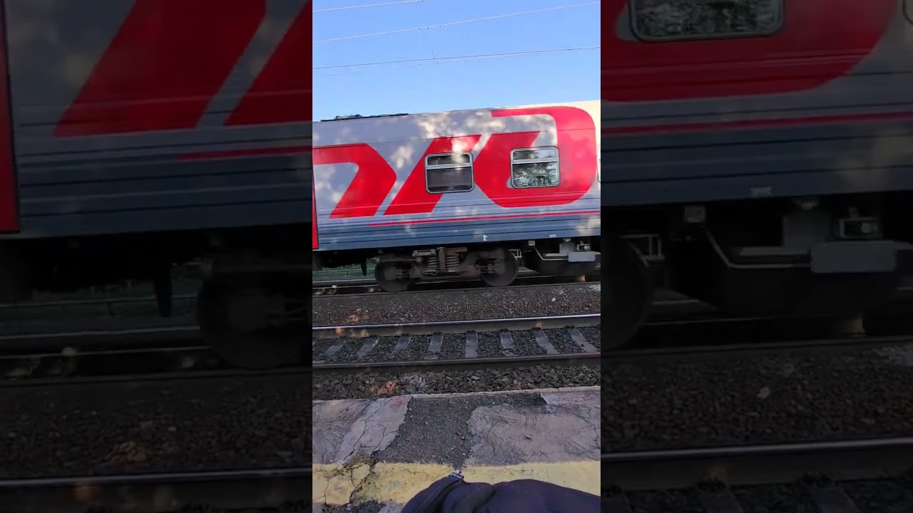 Пассажирский поезд следует по перегону Каменоломни-Шахтная #скжд #поезда #поезда #пассажирский #жд