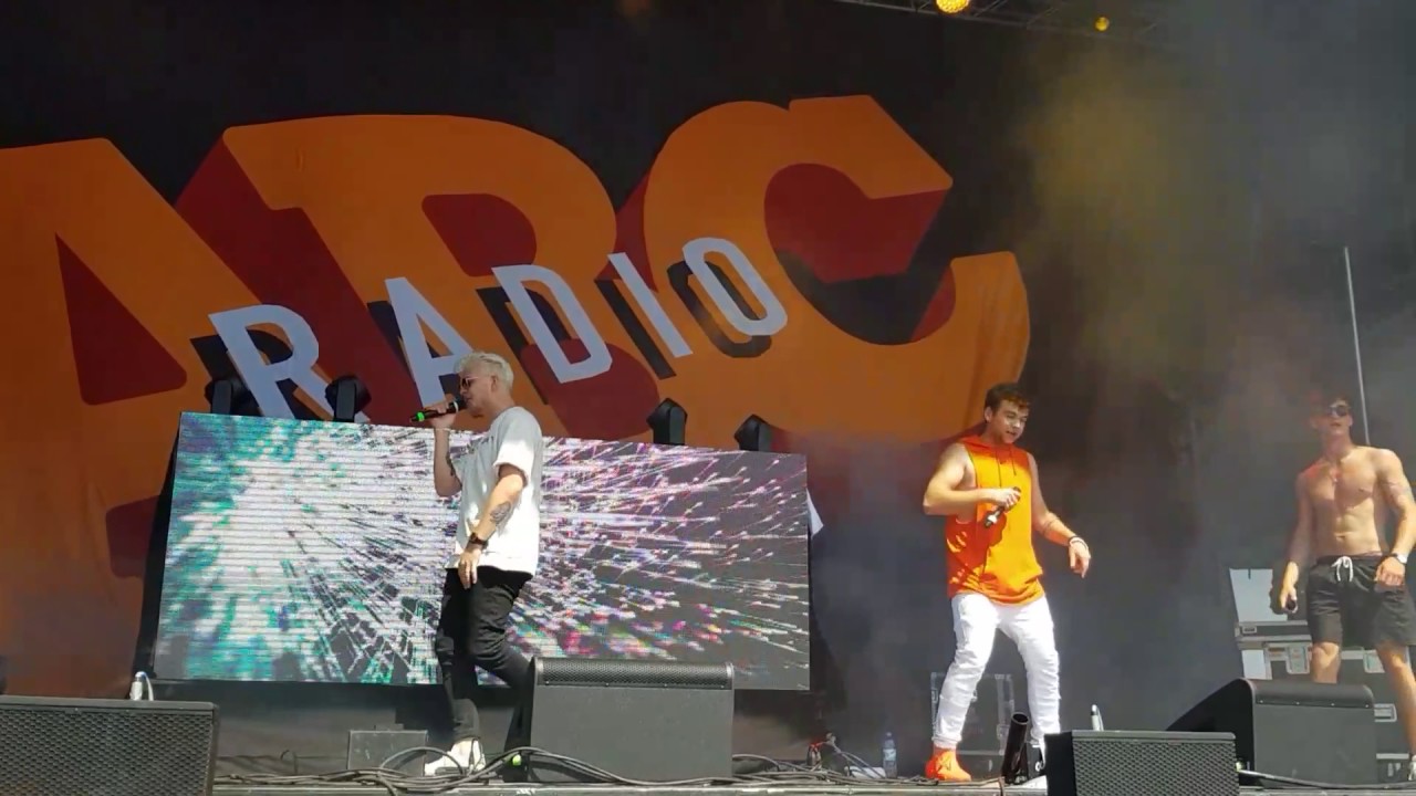 Page four - Bedre End Din Eks - ABC BEACH PARTY 17