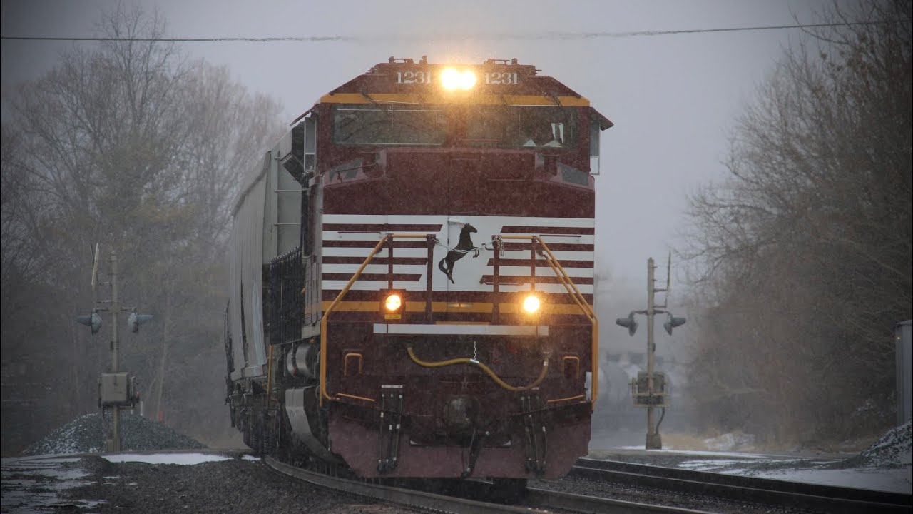 Railfanning CP379 and CP367 Kendallville and Waterloo Indiana