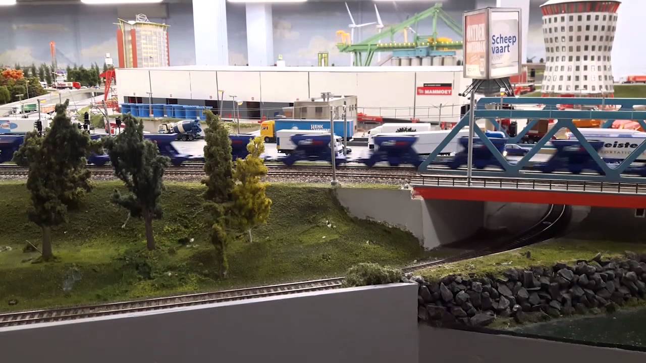 Railz Mini World met de spoorspotters Ft. Jamie Oliver