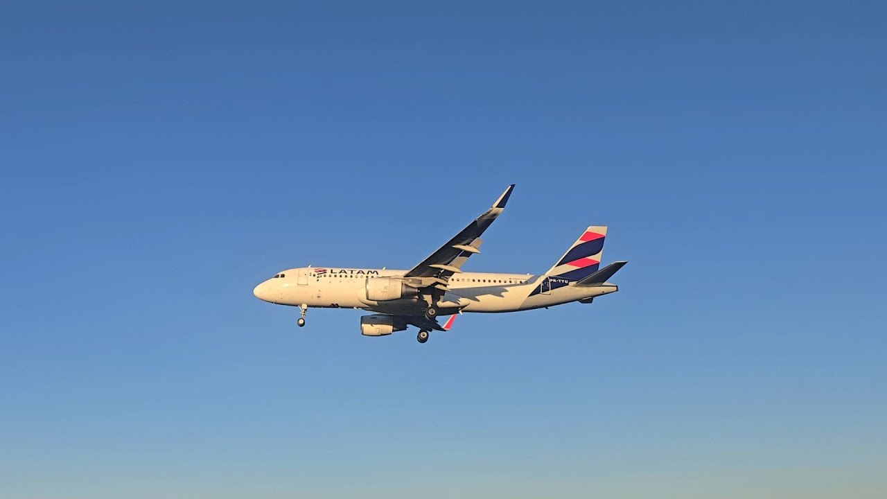 Airbus A320-214 | Pouso em Cascavel | LATAM Brasil