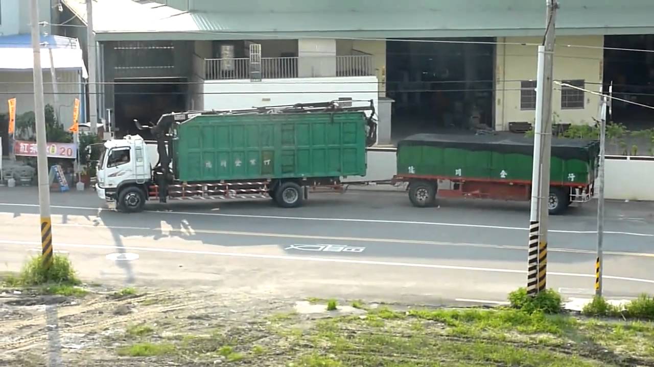 20100827_1. FUSO 17t 全托迴轉.wmv