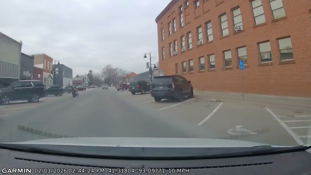 Hyundai  Accent vs Chevy Truck 