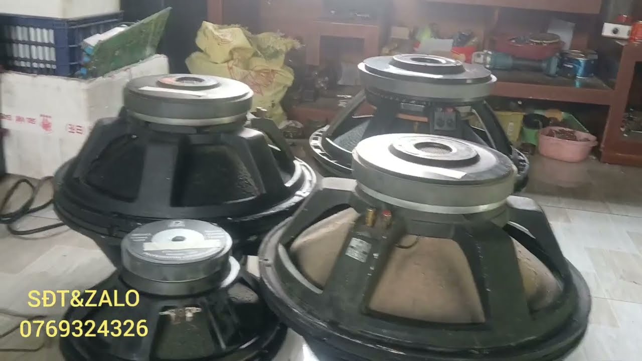 18/3 thanh lý loa rời 30 và súp 50 coil 100 BQ,rcf coil 125 từ 280,mixer efx,đẩy bãi 2 kênh,micro...