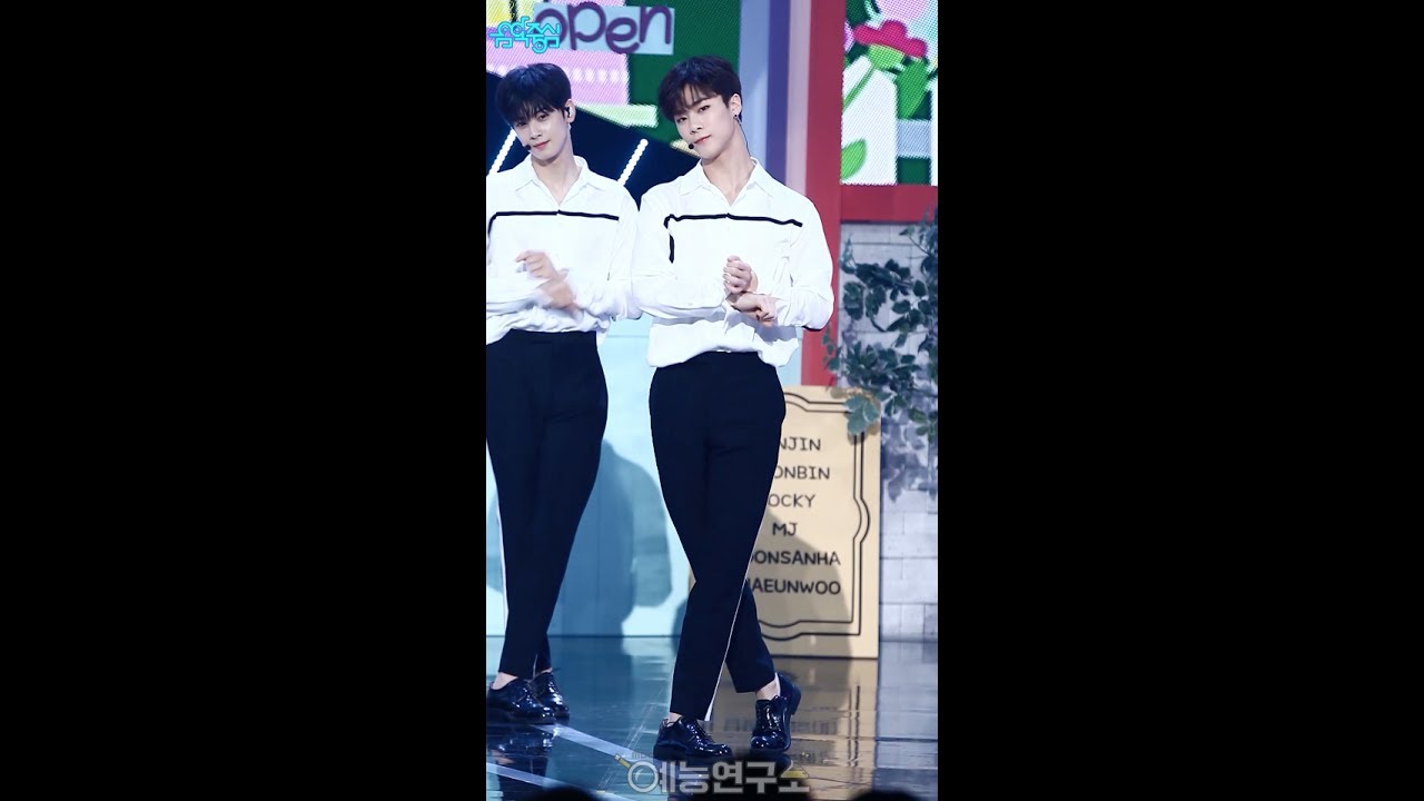[예능연구소 직캠] 아스트로 베이비 문빈 Focused @쇼!음악중심_20170603 Baby ASTRO MOONBIN