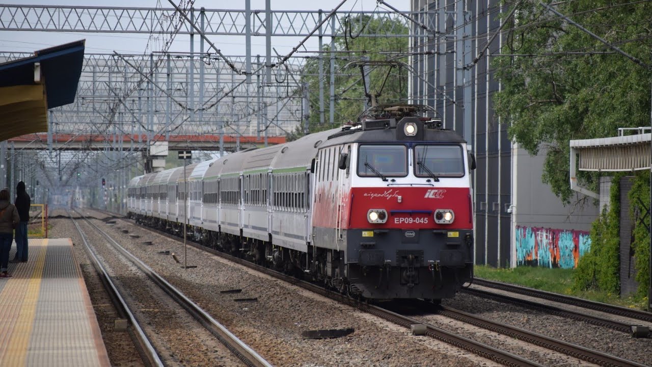 EP09-045 TLK Pobrzeże i Impulsy |Warszawa Ursus Niedźwiadek|