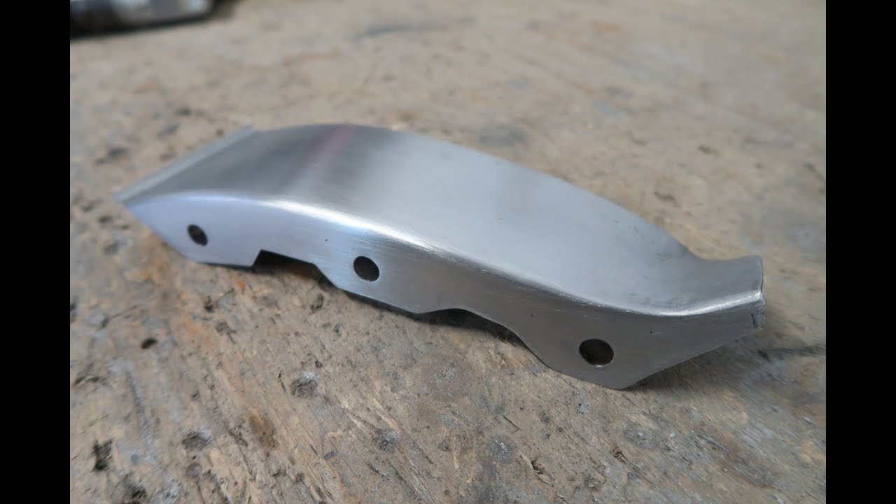 How to make a very wide lip on a car panel using a budget bead roller. Tips and Tricks #36