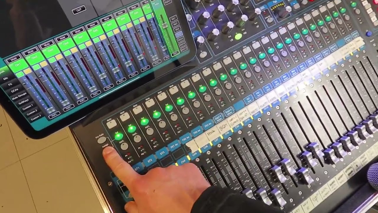 QU24 mix per i monitor