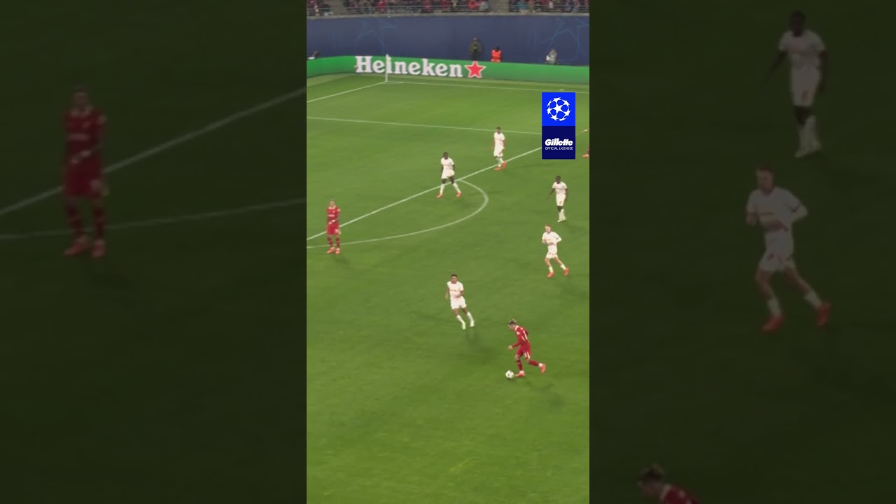 Slick team moves 🔗 Liverpool or Arsenal? 👀#PrecisionPlay @GilletteVideosUK
