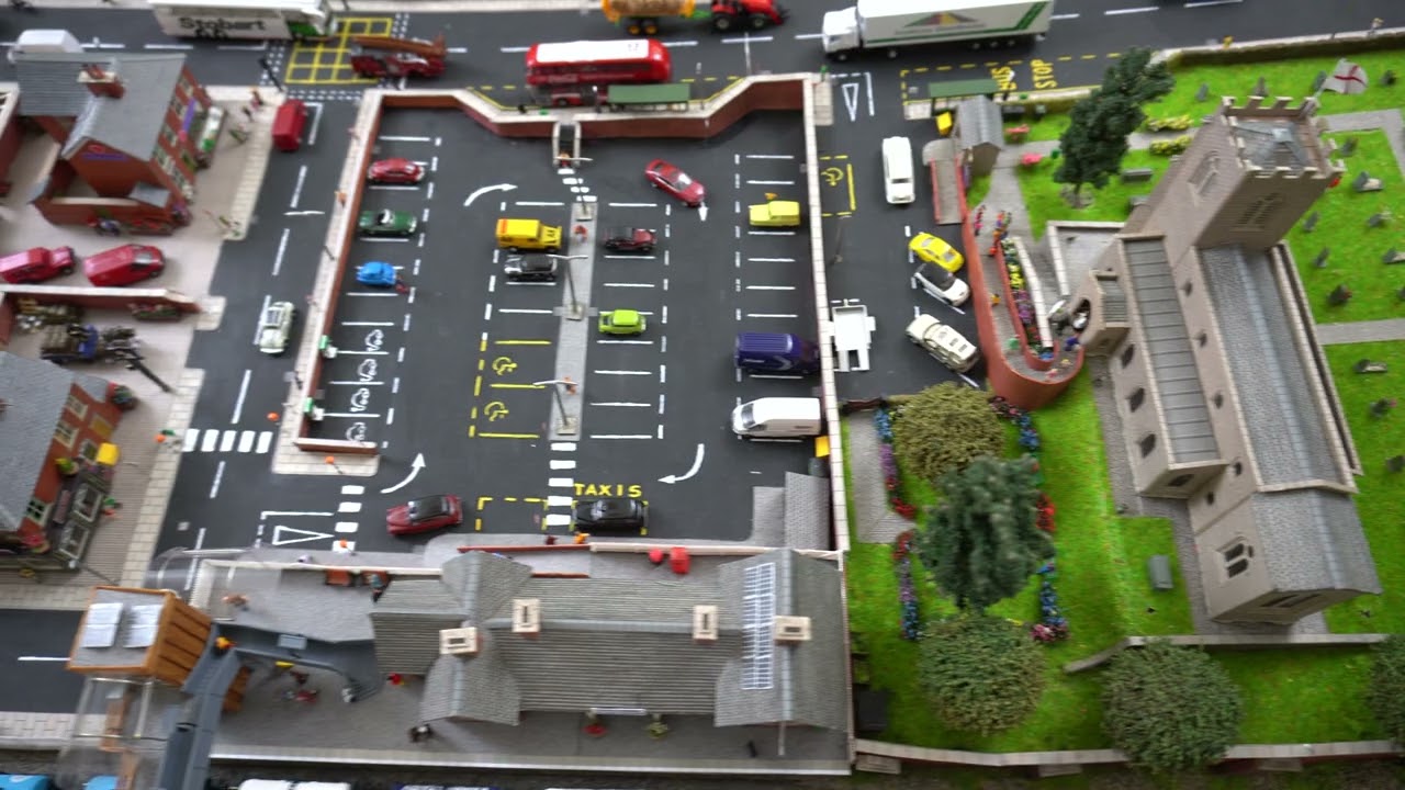 The Snowdrop line layout from the front