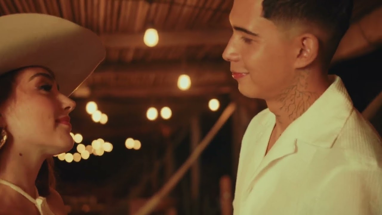 Soñadores De Sinaloa x Elaine Haro - Dos Locos [Video Oficial]