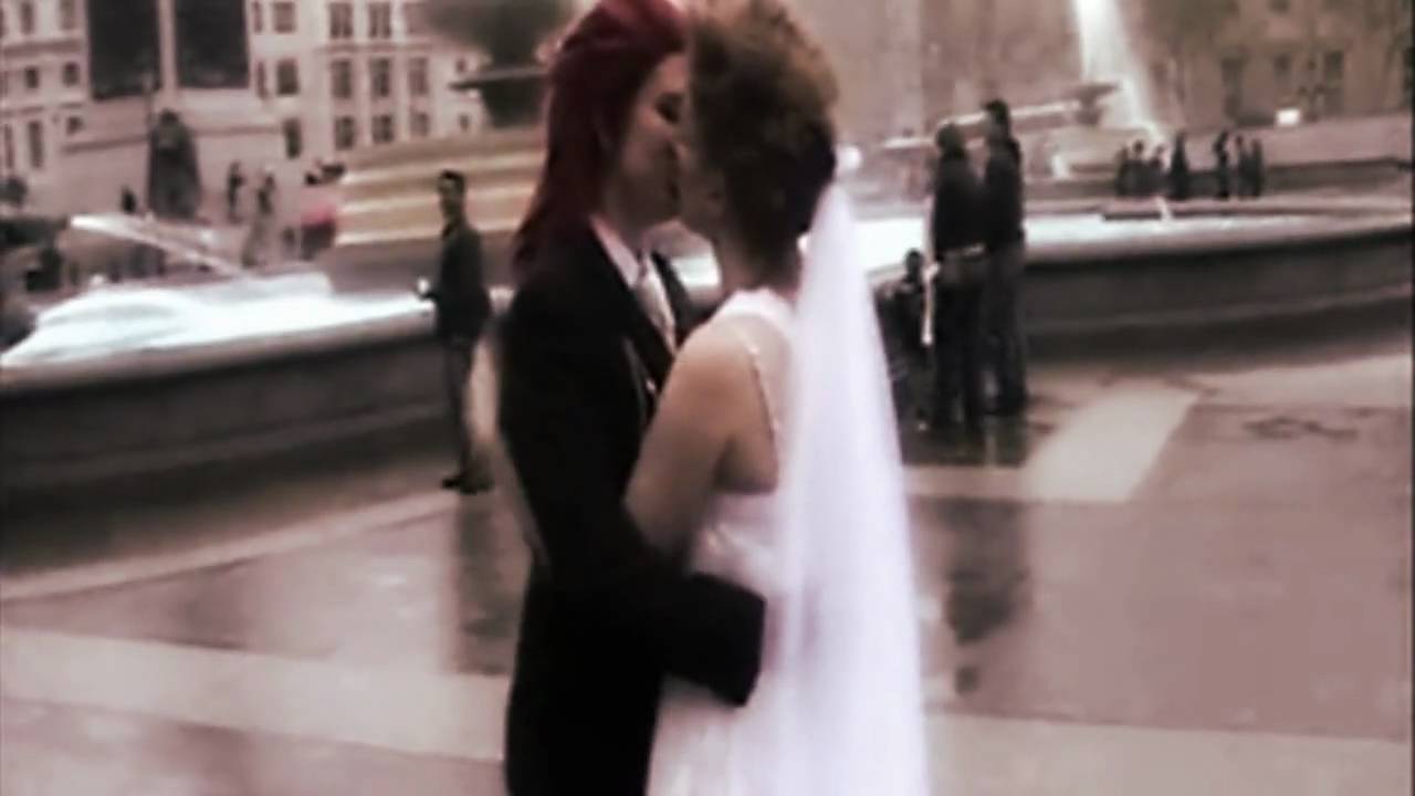 [[ Jenn & Kelly ]]