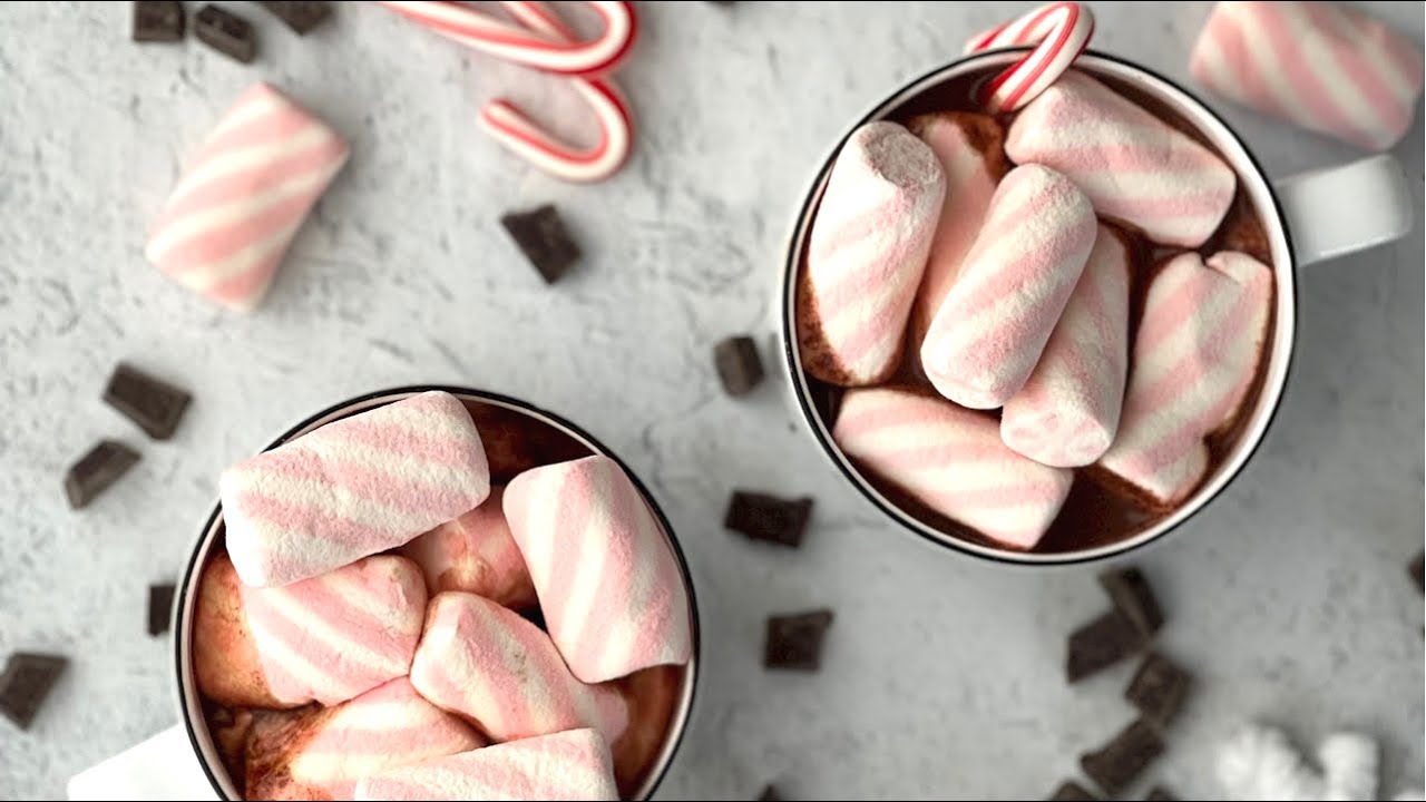 Slow Cooker Peppermint Hot Cocoa | Easy Homemade Hot Chocolate Recipe