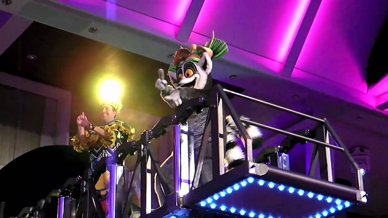 Move it! Move it! Parade - DreamWorks Animation on Royal Caribbean Allure of the Seas