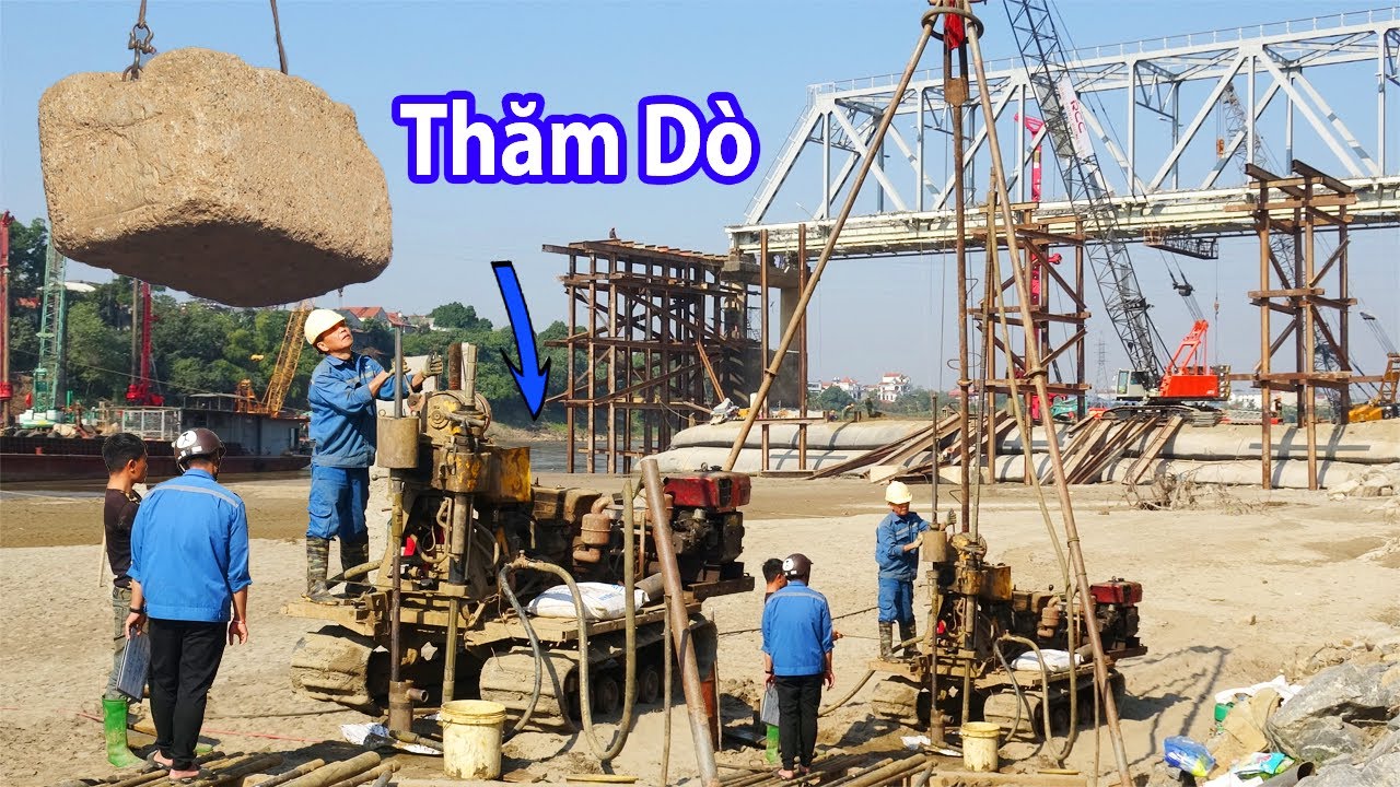 Lập Tức  Khoan Thăm Dò Ngay Tại Vị Trí Này - Xe Cẩu Di Chuyển Cục Tải Nặng Lơ Lửng Trên Cao
