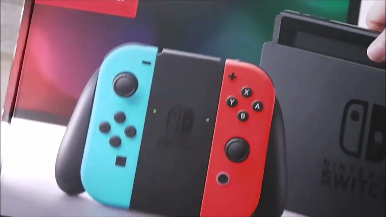 メルカリ　任天堂Switchの箱とジョイコンを除いた付属品