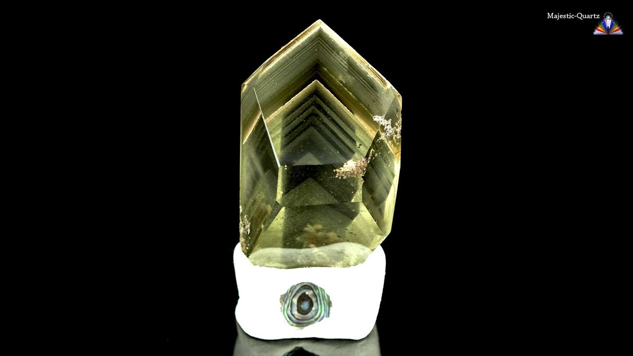 Phantom Quartz Healing Properties and Meaning