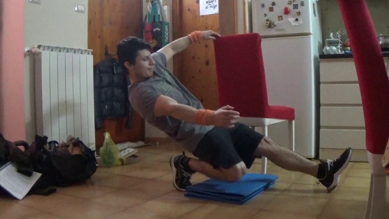 One Leg Sissy Squat (imperfect form)