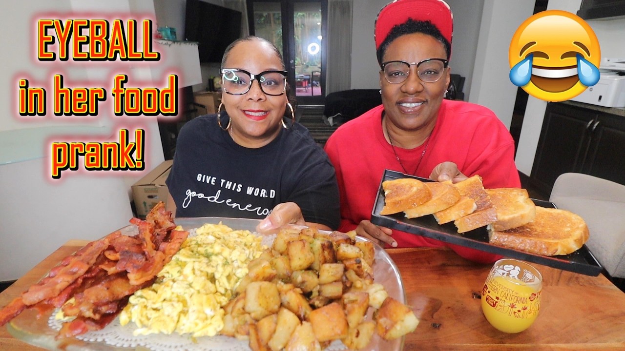 I PUTBALL AN EYEBALL IN HER BREAKFAST PRANK TO SEE HOW SHE REACTS. BREAKFAST MUKBANG PRANK.