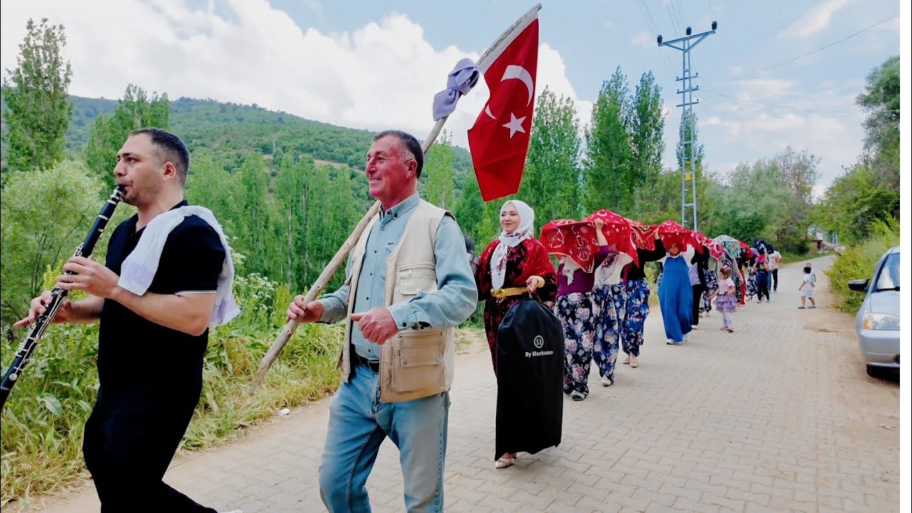 Köy düğünü Dürü götürme (Sare ve Muhammed 'in Düğünü)