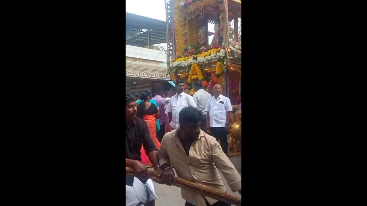 புனித திரு குடும்ப திருவிழா பத்தாம் திருவிழா சிறப்பு தேர்பவனி   11.1.2026    எட்டா மடை