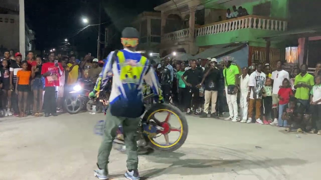 Show moto nan Kanaval Jeremi😳