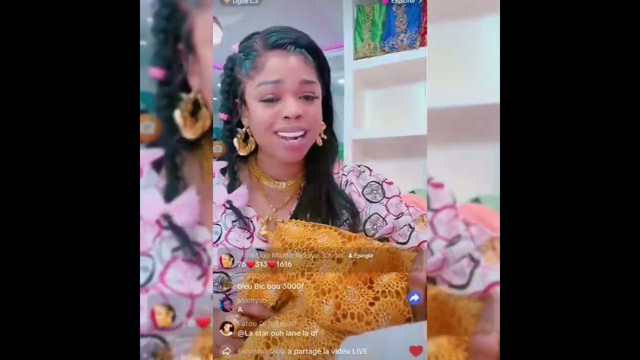 En live mame ndiaye savon fait un live ambiance au marché Zinc partie1e