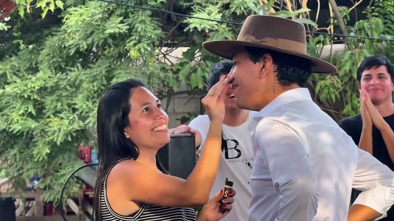 Entre risas y mucha música: así hicimos llámame loco 📹