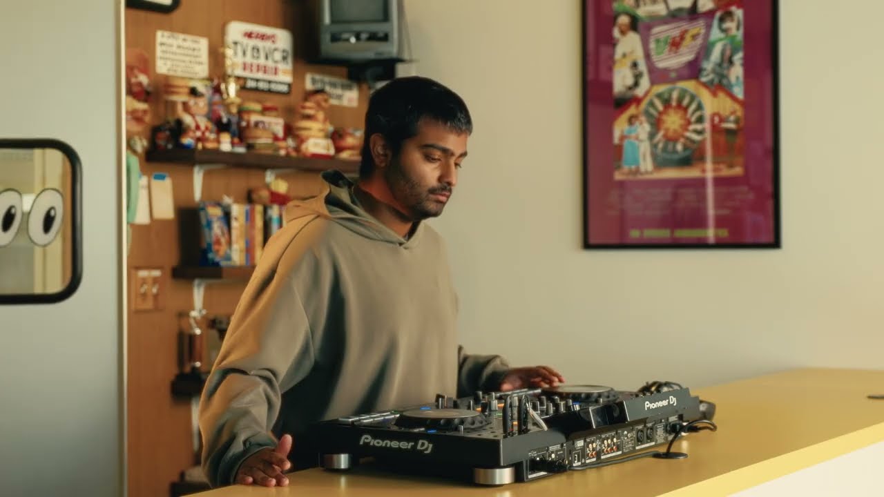 A Deep, Soulful House Set Inside Herby's Burgers