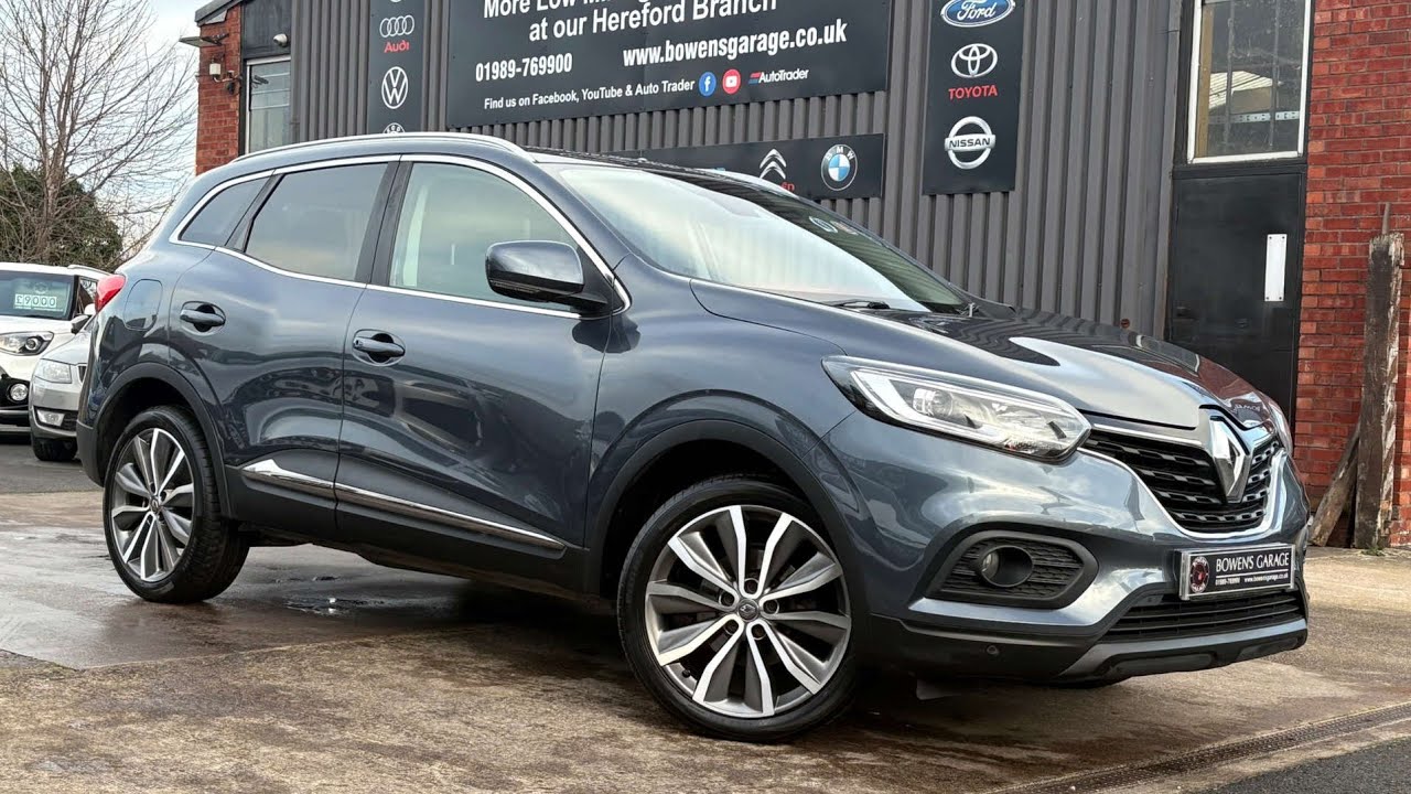 Renault Kadjar Iconic 1.3 TCE 5Dr 2020 года выпуска, цвет Titanium Grey. Пробег 18 000 миль. 2 вл...