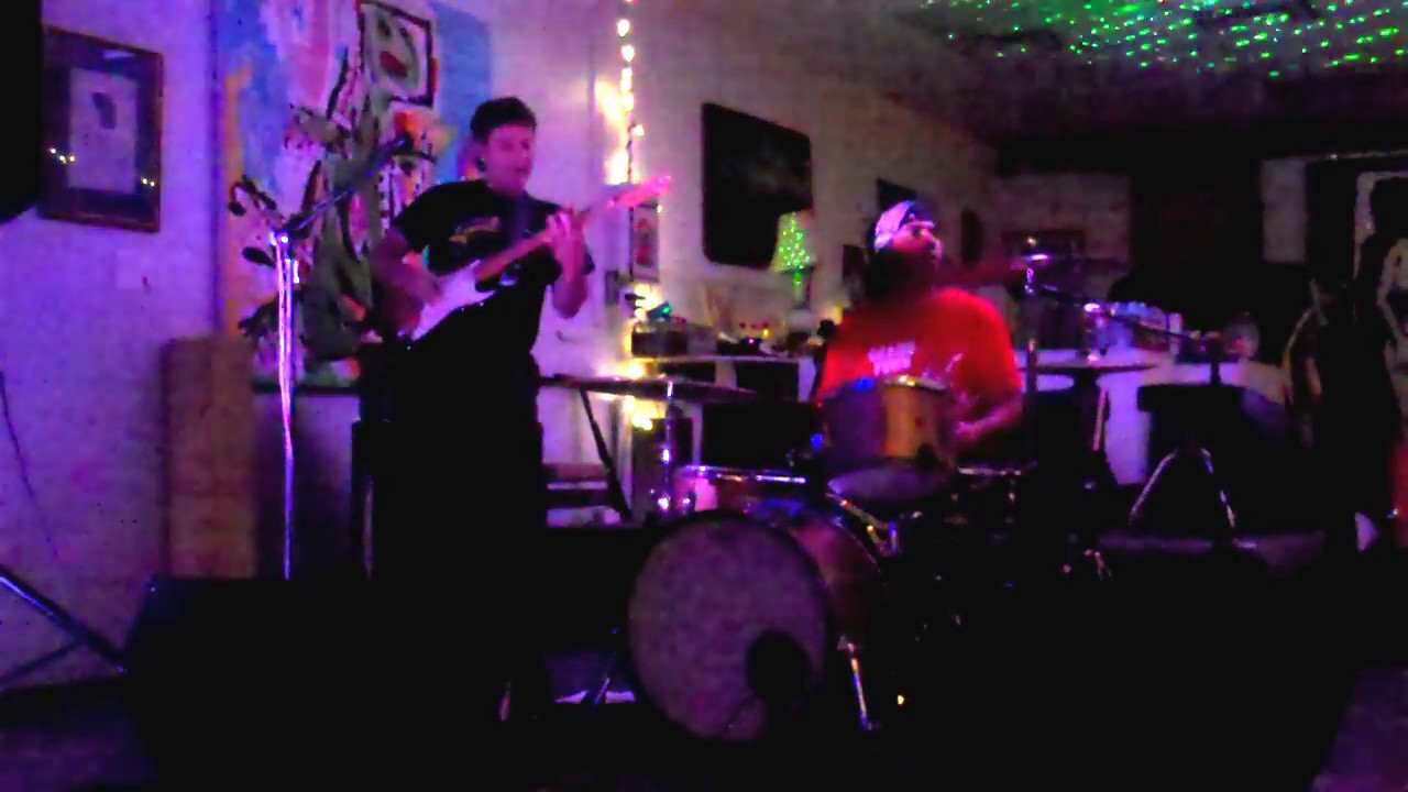 Sirguano at Beatnik Lounge 05/06/17