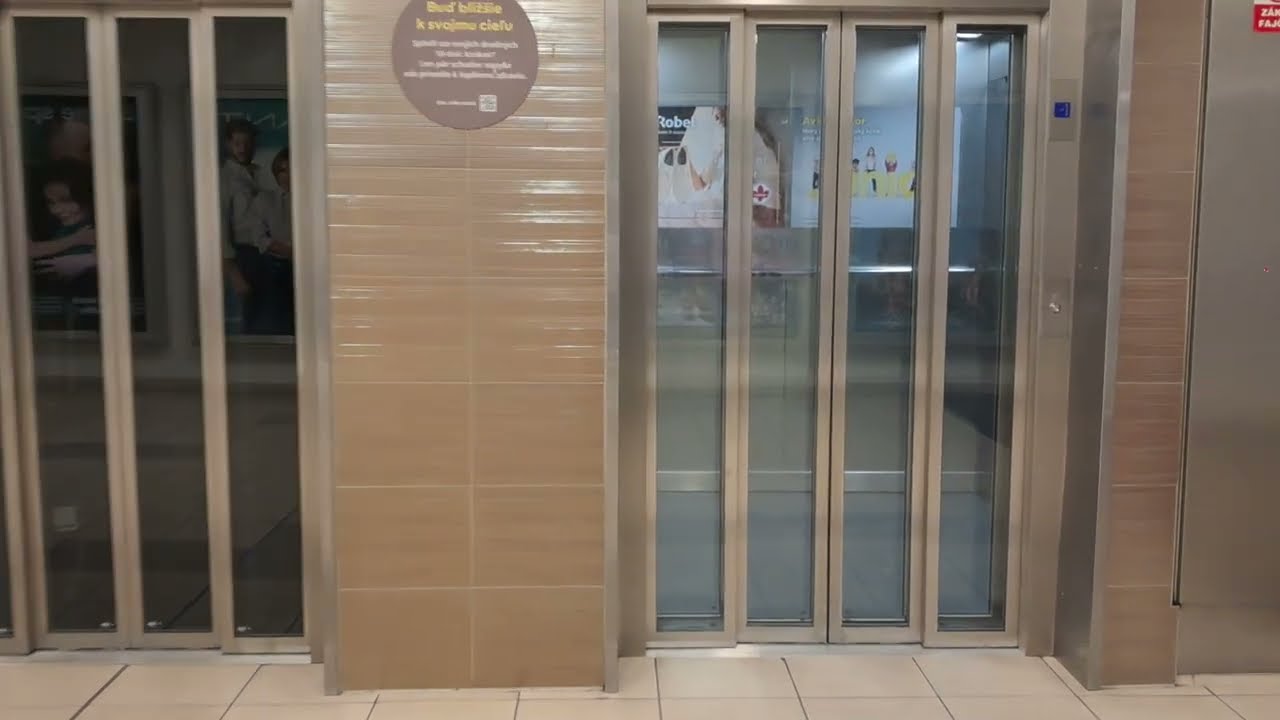 [RETAKE] 2x Unknown elevators @Avion Shopping Park, Bratislava, Slovakia