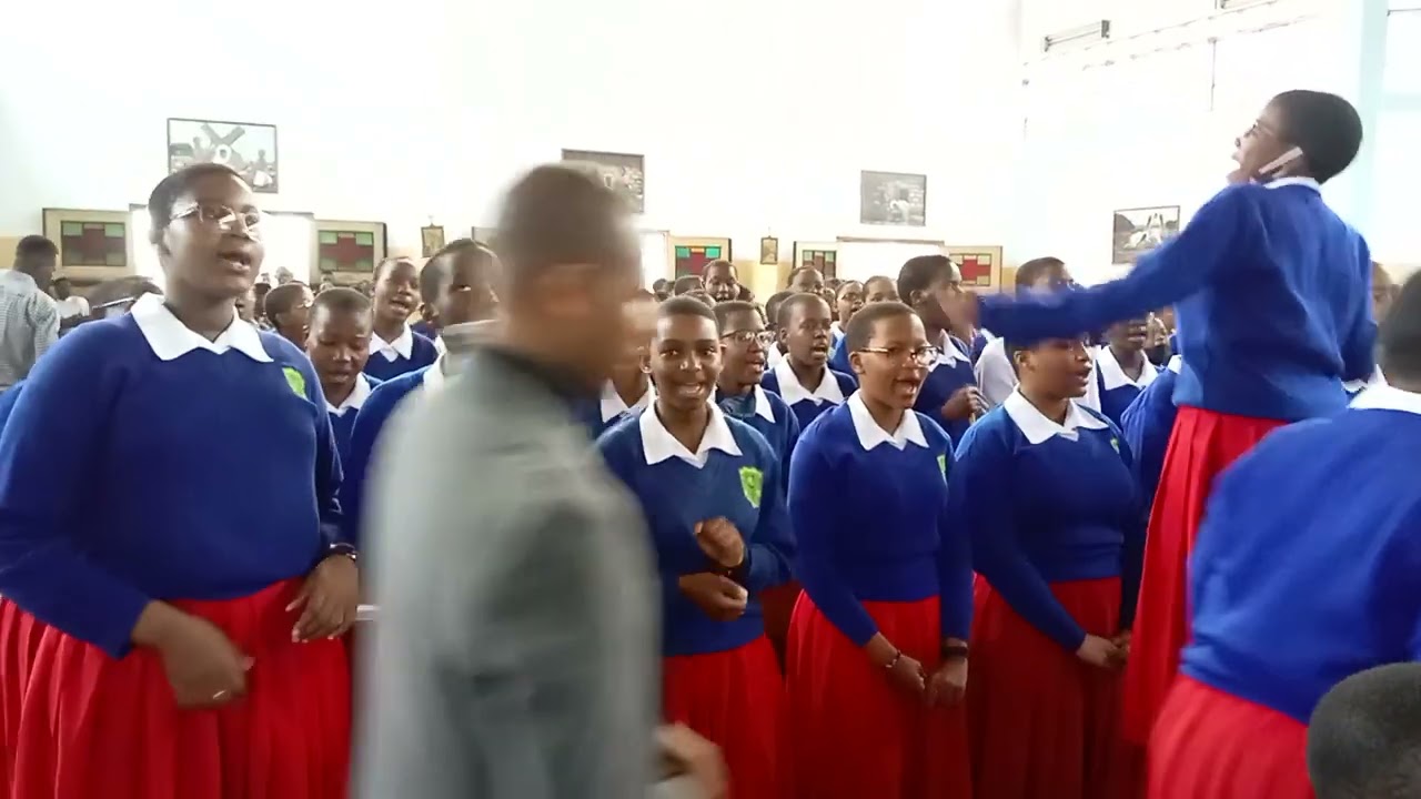 ST.FRANCIS GIRLS MBEYA NA KIPAJI CHA UIMBAJI.