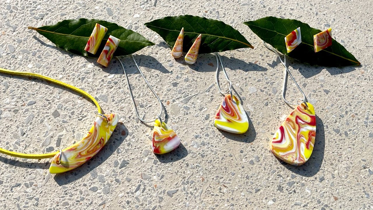 Fused Glass Pattern Bar Jewelry, Bullseye 90COE #fusedglass #jewellery #jewellerymaking