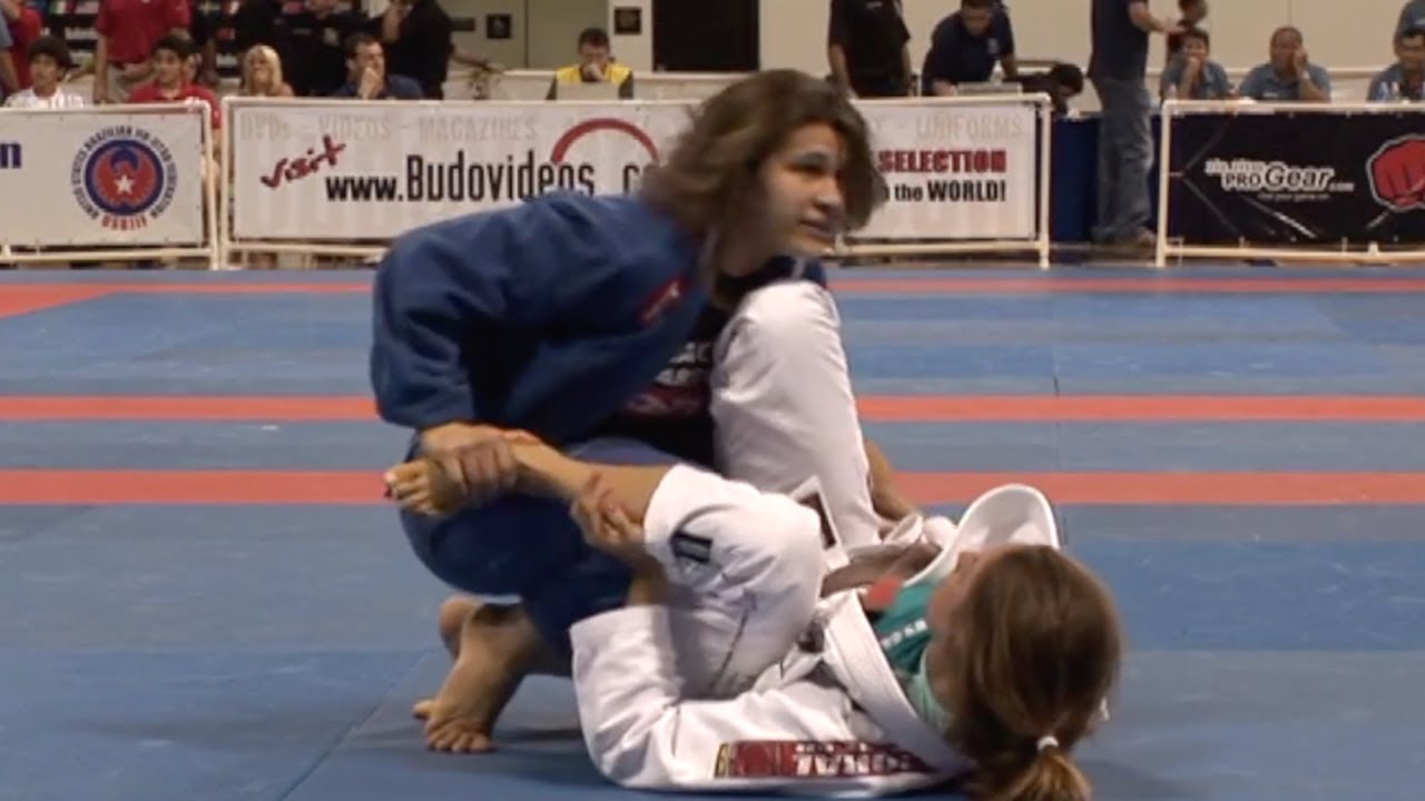 Ana Laura Cordeiro VS Penny Thomas / World Championship 2008