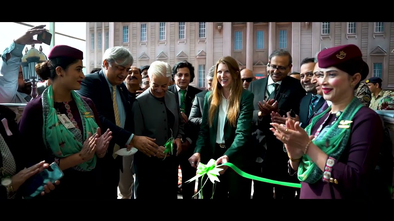 Celebration of Islamabad&ndash;Manchester inaugural flight | Pakistan International Airlines