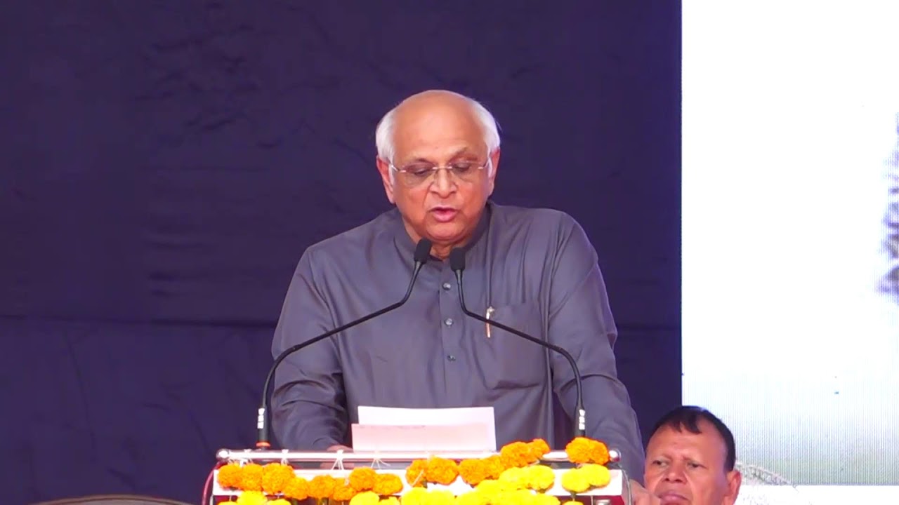 CM attends Shatabdi Mahotsav of Bharat Vidyalay at Karadi, Tal.Jalalpore, Dist.Navsari