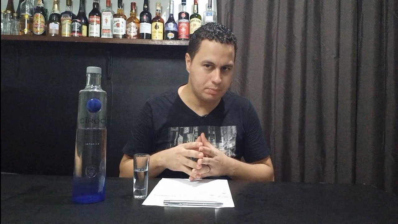 REVIEW #5: Vodka Cîroc Snap Frost - Uma Vodka Francesa destilada de Uva!