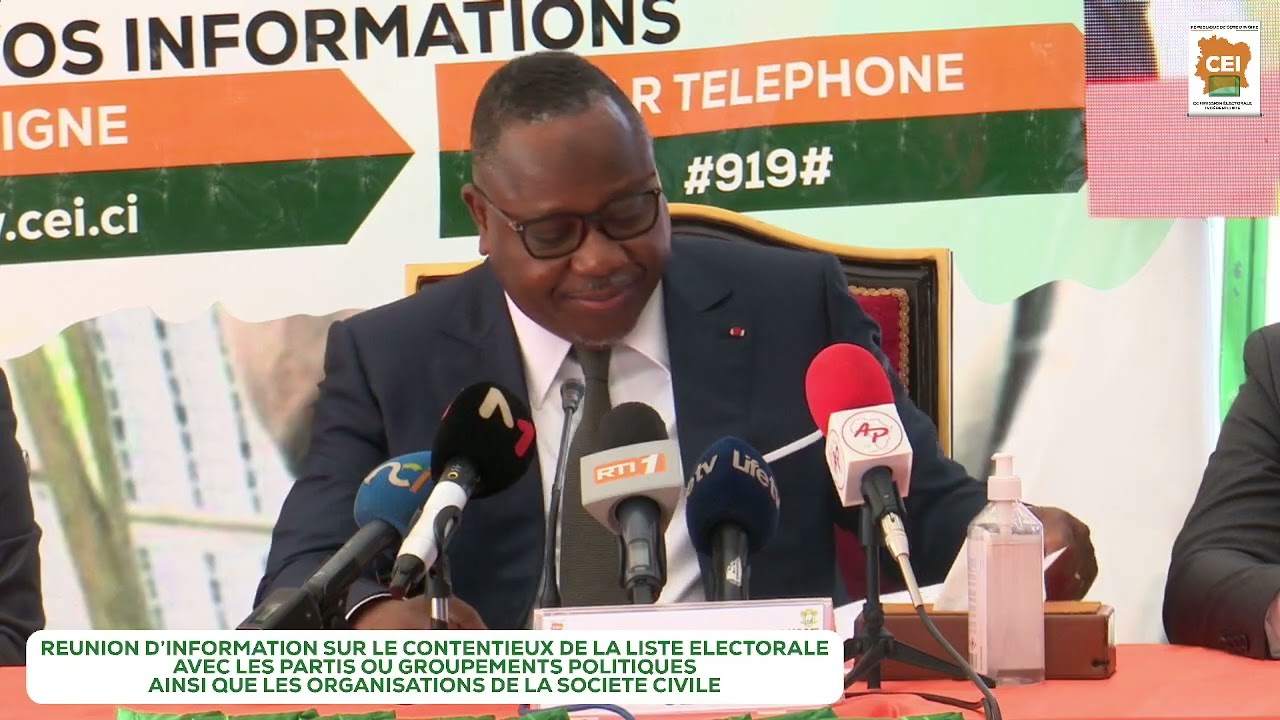 Cérémonie de remise officielle de la liste électorale provisoire 2024-2025 aux partis politiques.