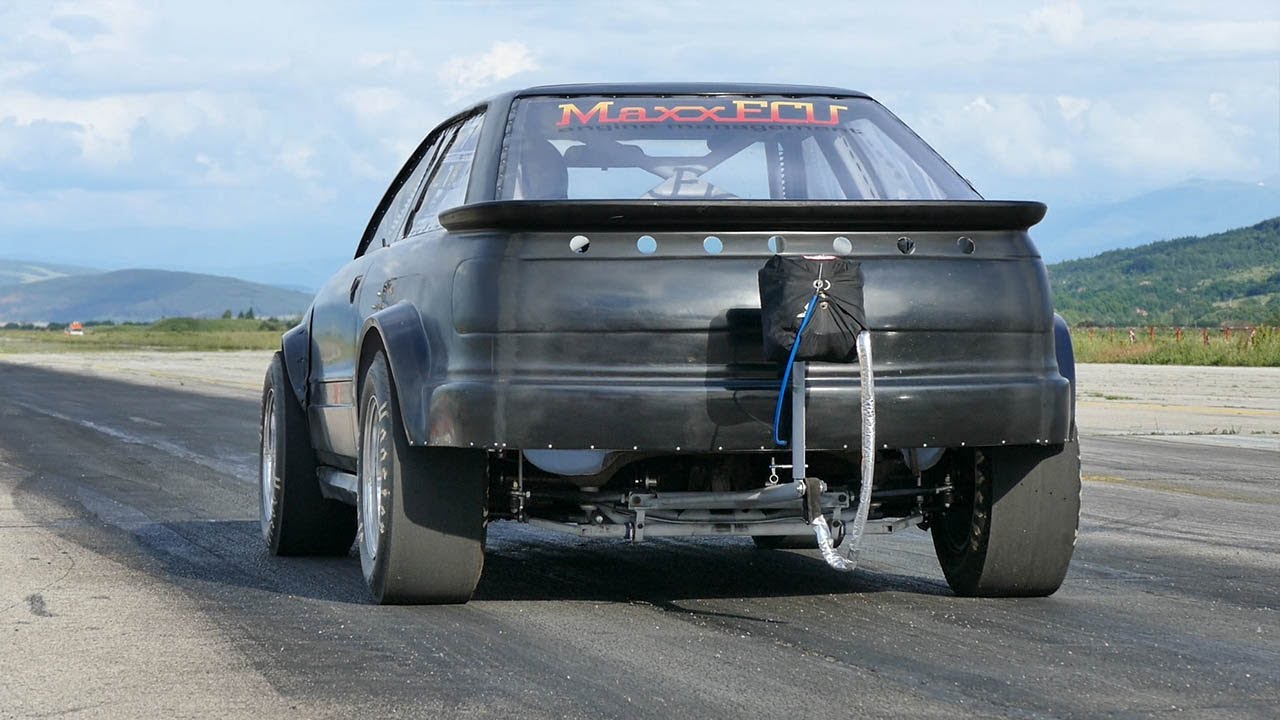Konstantin Dinev's AUDI S2 runs 8.574