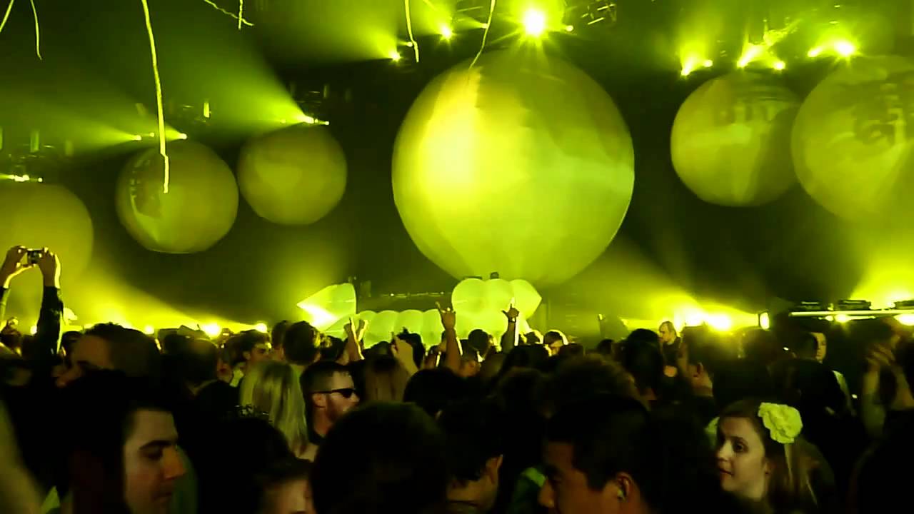 Tiësto - Now And Forever (Club Mix) @ The Joint in Hard Rock Hotel (3-5-11)