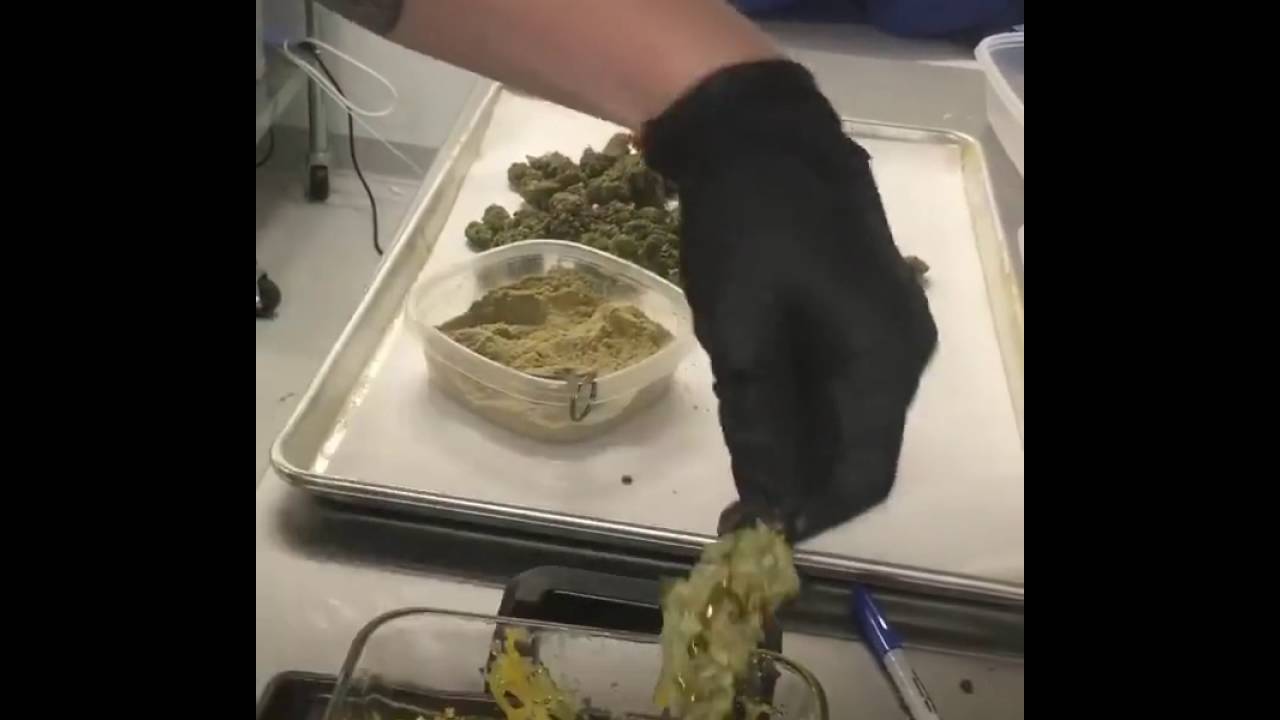 Cannabis  Lets make some Moonrocks &hearts; - 710Girls -